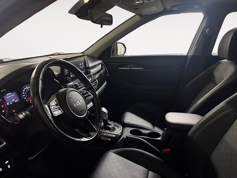 2022 Kia Seltos EX AWD