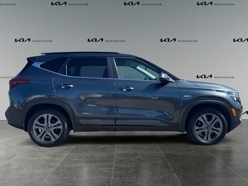 2022 Kia Seltos EX AWD