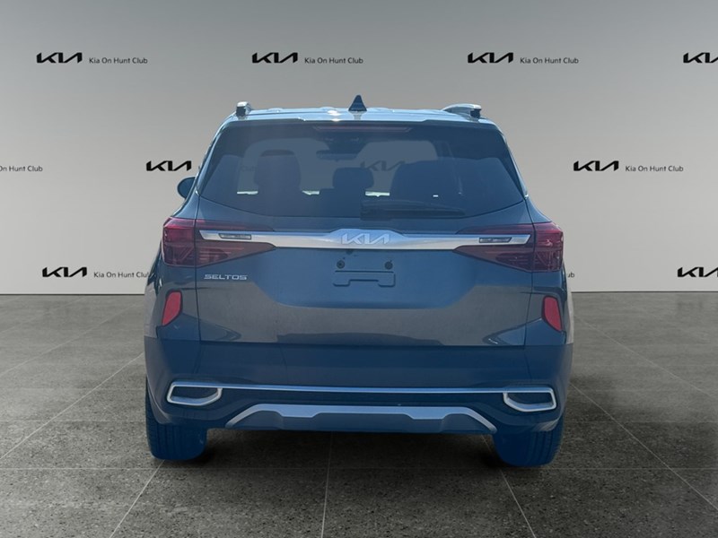2022 Kia Seltos EX AWD