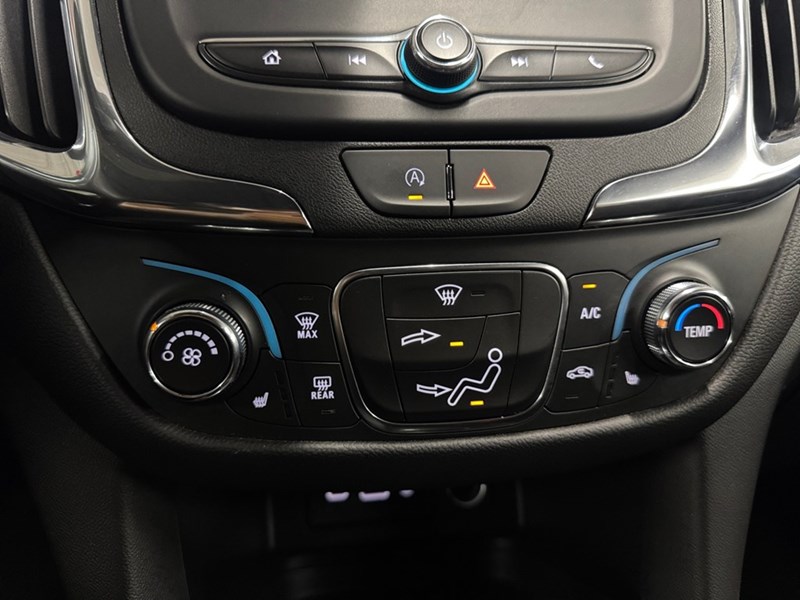 2023 Chevrolet Equinox AWD 4dr LT