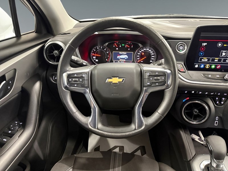 2023 Chevrolet Blazer AWD 4dr LT