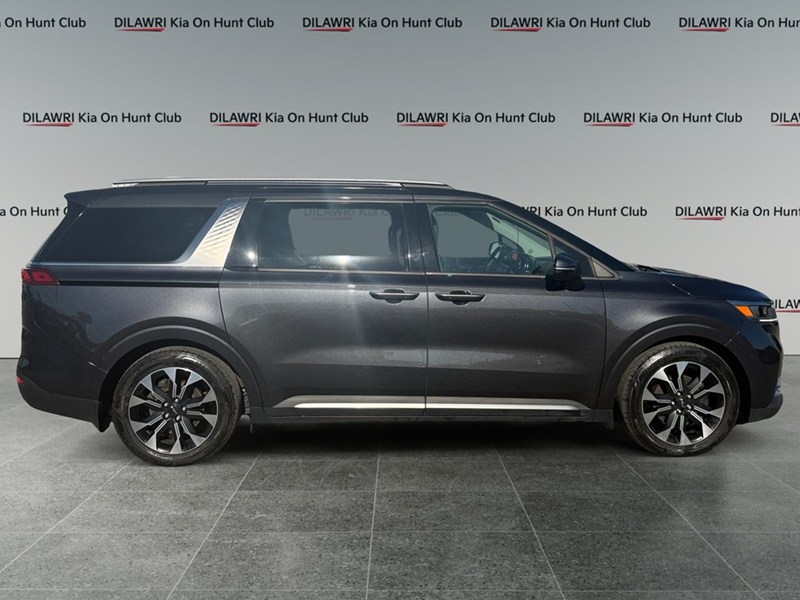 2023 Kia Carnival EX FWD