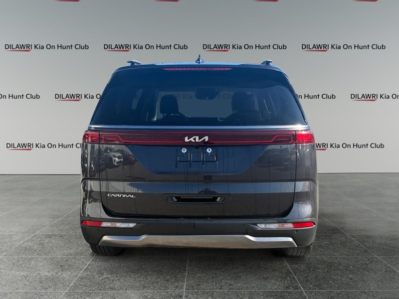 2023 Kia Carnival EX FWD
