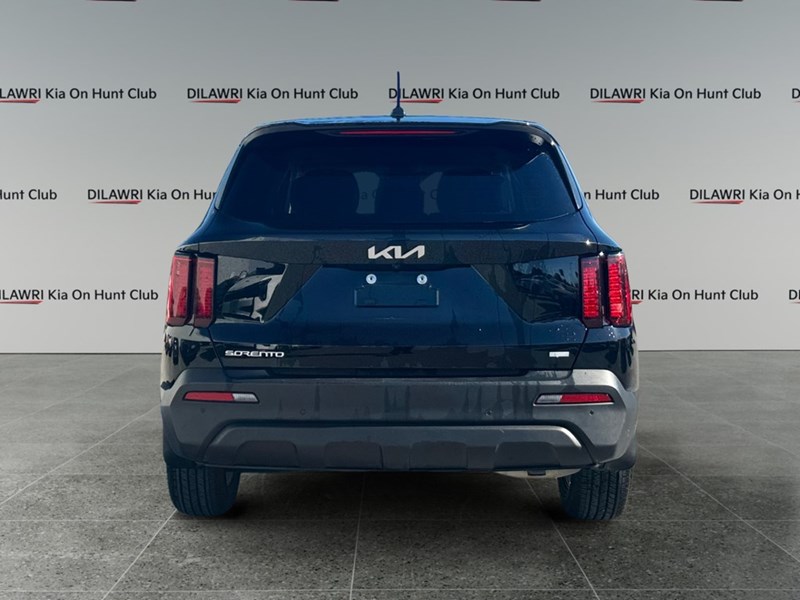 2023 Kia Sorento LX Premium AWD