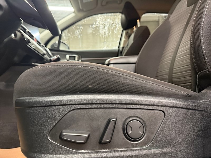 2024 Kia Sorento LX AWD