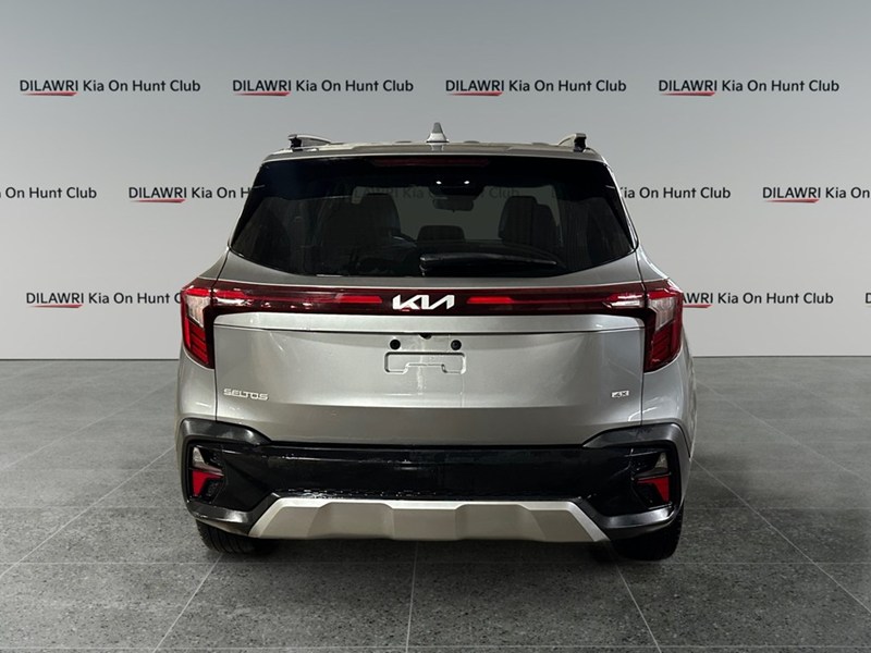 2024 Kia Seltos EX AWD