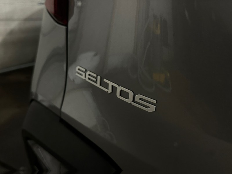 2024 Kia Seltos EX Premium AWD