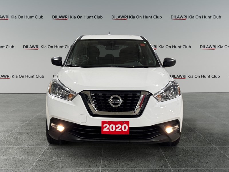 2020 Nissan Kicks S FWD
