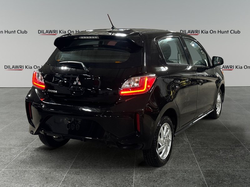 2024 Mitsubishi Mirage ES CVT