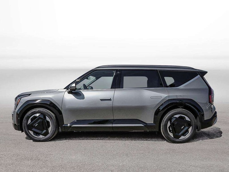 2026 Kia EV9 Land AWD with Premium Pkg