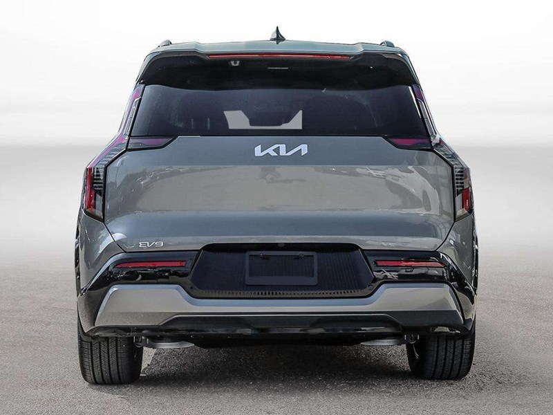 2026 Kia EV9 Land AWD with Premium Pkg