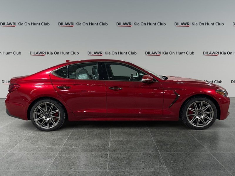 2019 Genesis G70 3.3T Dynamic / WINTER TIRES ON ALLOYS INCLUDED