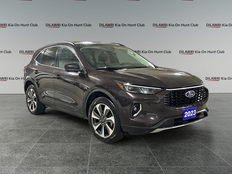 2023 Ford Escape Platinum AWD