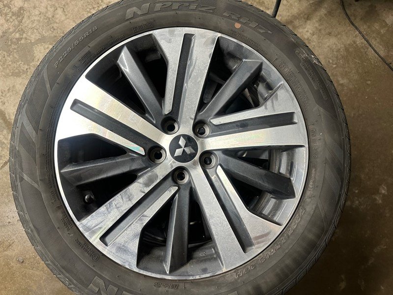 2023 Mitsubishi RVR GT AWC FREE WINTER TIRES ON ALLOYS