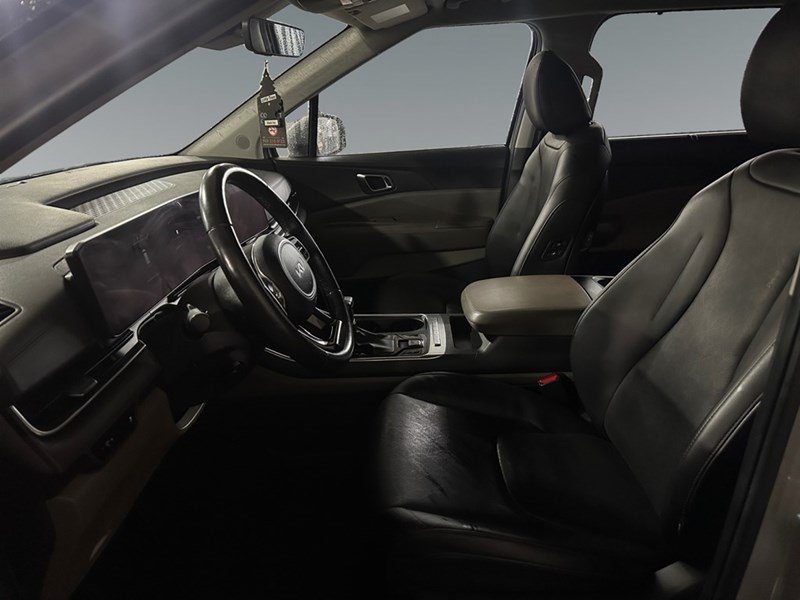 2025 Kia Carnival EX FWD