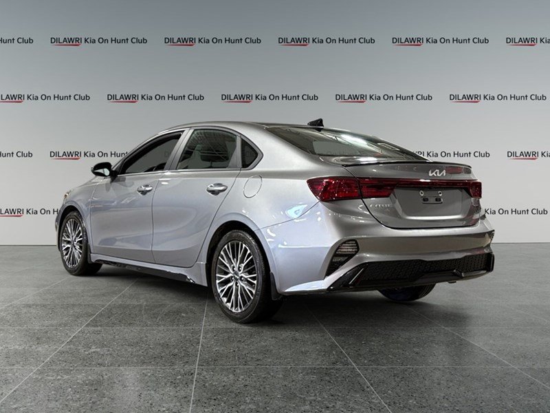 2022 Kia Forte GT-Line IVT
