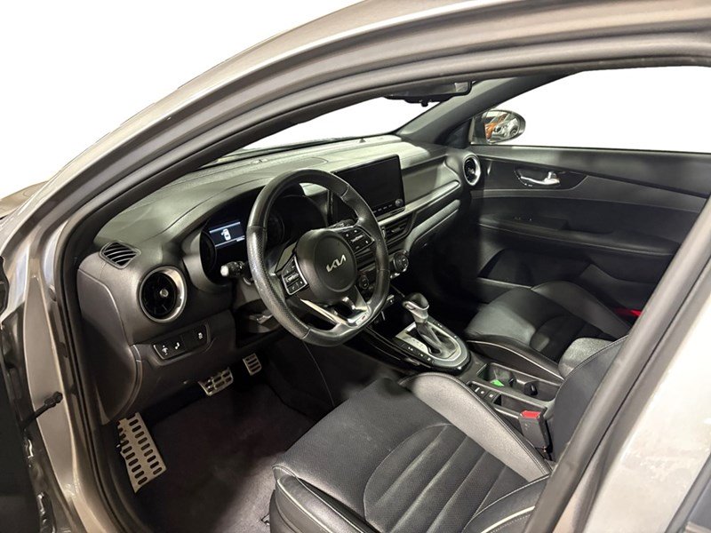2022 Kia Forte GT-Line IVT