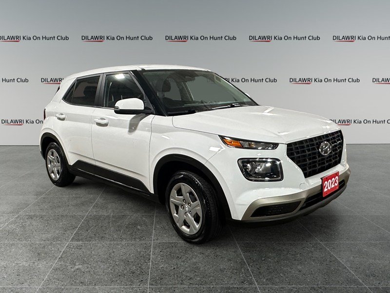 2023 Hyundai Venue ESSENTIAL I  CAR PLAY I HEATED SEATS