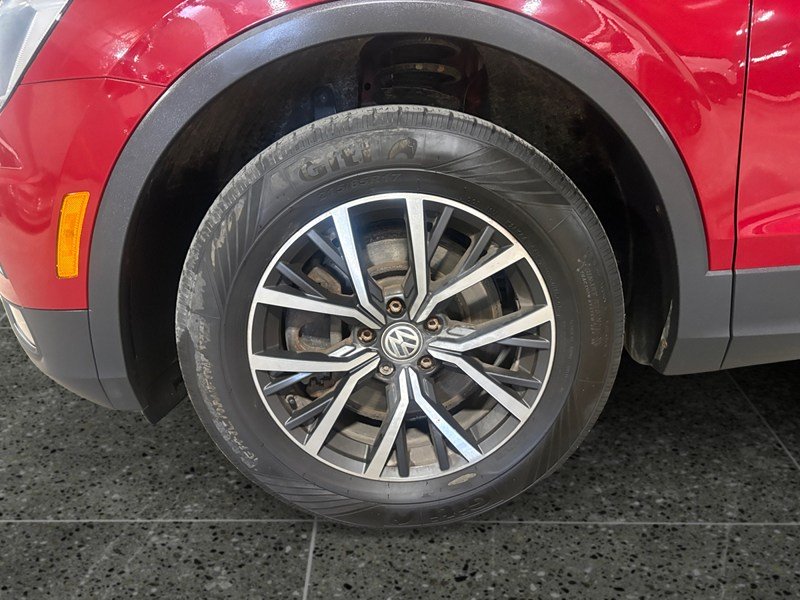 2019 Volkswagen Tiguan Comfortline 4MOTION I LEATHER I NAV I BLIND SPOT