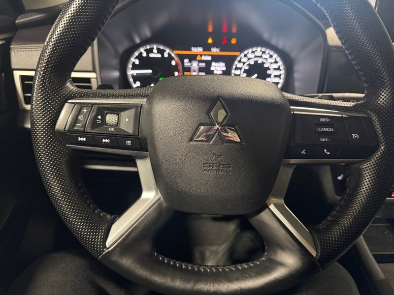 2024 Mitsubishi Outlander SE S-AWC