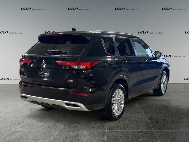 2024 Mitsubishi Outlander SE S-AWC