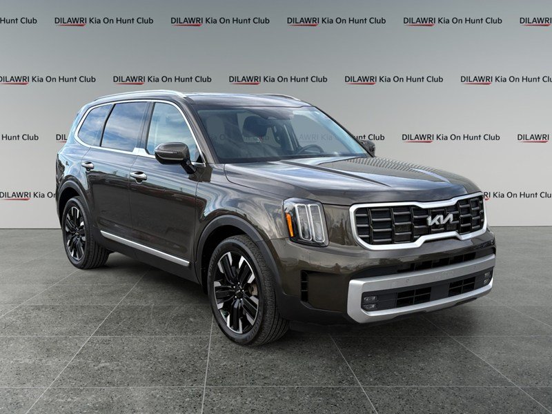2024 Kia Telluride SX Limited / HEADS UP DISPLY, NAV, PANORAMIC ROOF