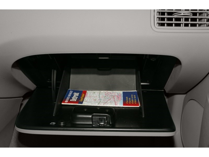 2006 Buick Allure 4dr Sdn CXL Interior Shot 4