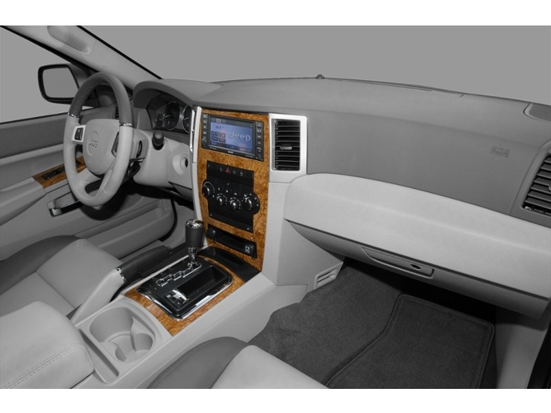 2010 Jeep Grand Cherokee Limited Interior Shot 1