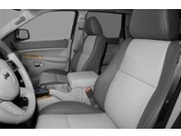 2010 Jeep Grand Cherokee Limited Interior Shot 5