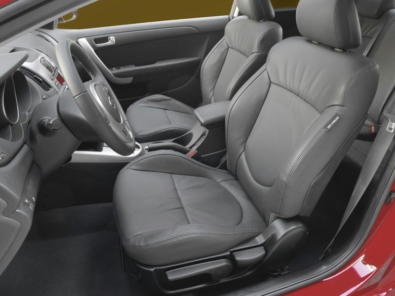 2013 Kia Forte Koup 2.0L EX (M6) OEM Shot 5