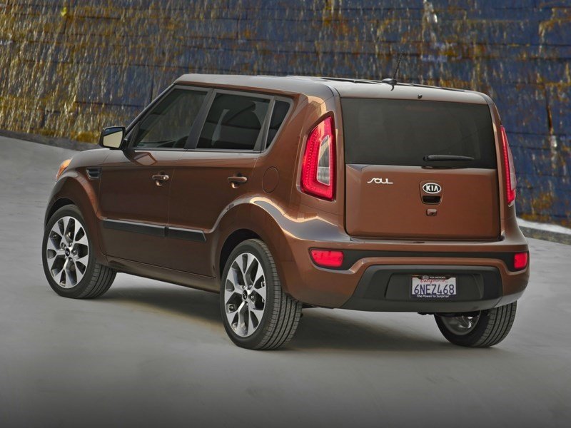 2012 Kia Soul 1.6L (M6) OEM Shot 2