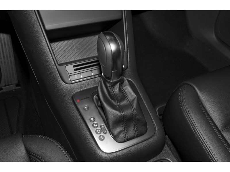 2013 Volkswagen Tiguan 4dr Auto Trendline 4Motion Exterior Shot 12