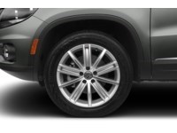 2013 Volkswagen Tiguan 4dr Auto Trendline 4Motion Exterior Shot 5