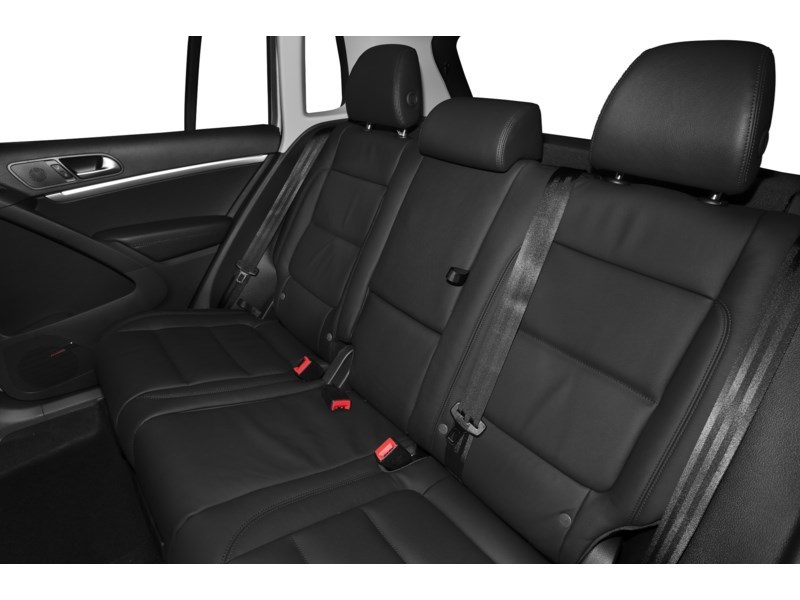 2013 Volkswagen Tiguan 4dr Auto Trendline 4Motion Interior Shot 6