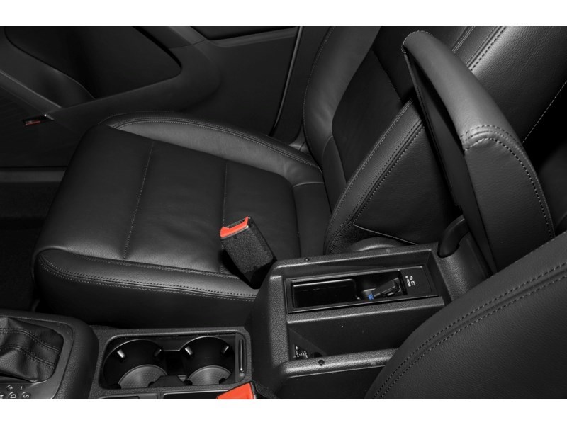 2013 Volkswagen Tiguan 4dr Auto Trendline 4Motion Exterior Shot 14