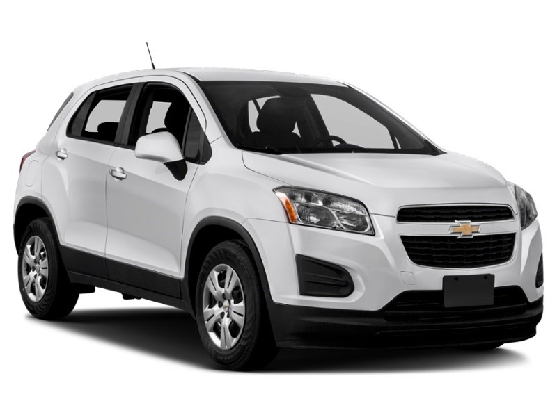 2015 Chevrolet Trax LS Exterior Shot 9