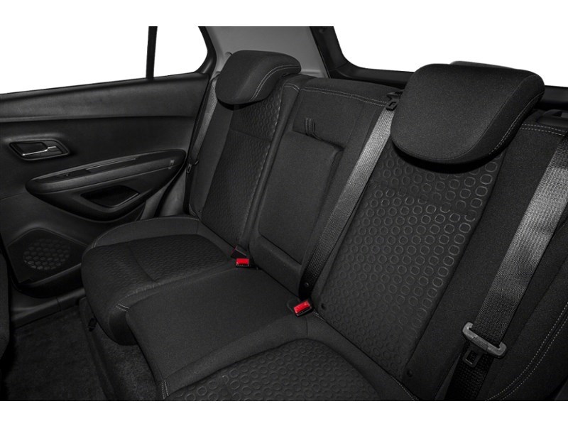 2015 Chevrolet Trax LS Interior Shot 6