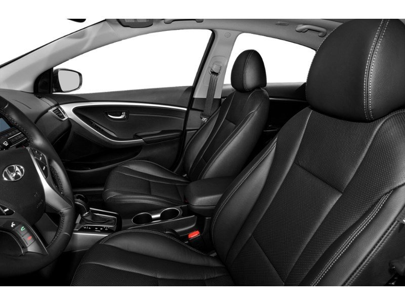 2013 Hyundai Elantra GT GL (M6) Interior Shot 5