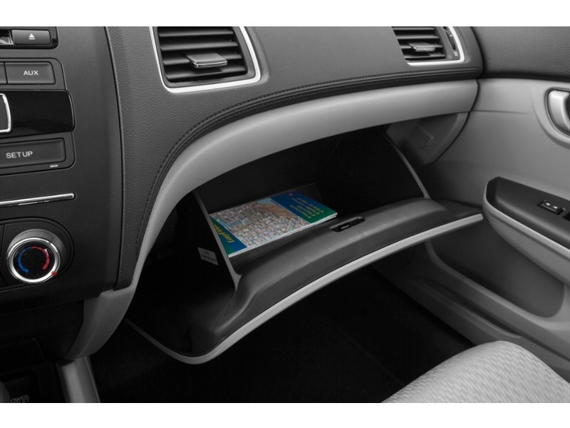 2014 Honda Civic LX (M5) Interior Shot 4