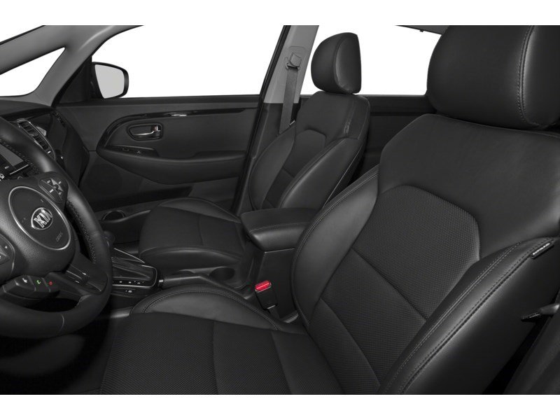 2014 Kia Rondo LX 5-Seater (M6) Interior Shot 5