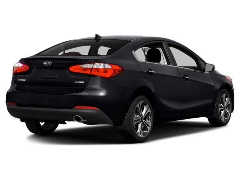 2016 Kia Forte 2.0L EX (A6) Exterior Shot 2