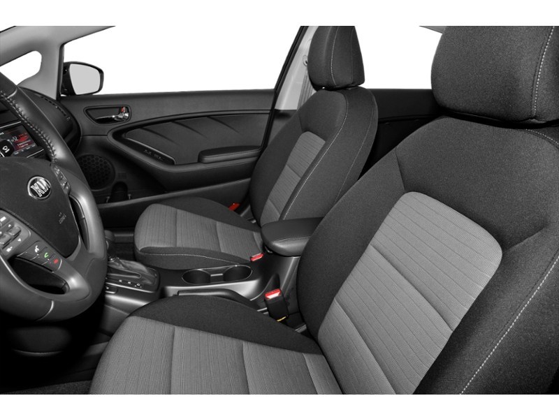 2016 Kia Forte 2.0L EX (A6) Interior Shot 5