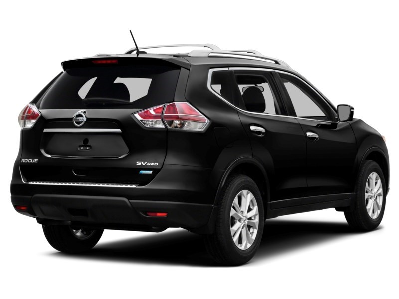 2014 Nissan Rogue S Exterior Shot 2