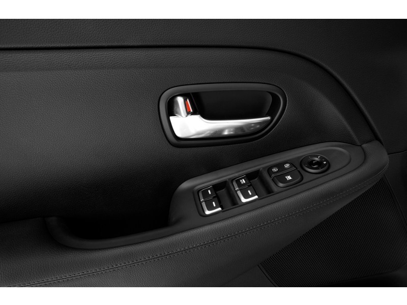 2015 Kia Rondo LX 5-Seater (A6) Exterior Shot 14
