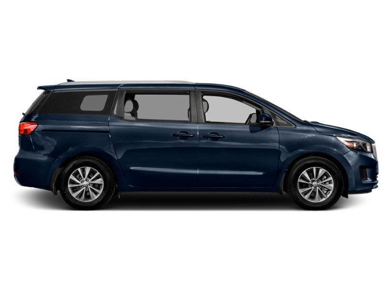 2017 Kia Sedona LX+ Exterior Shot 11