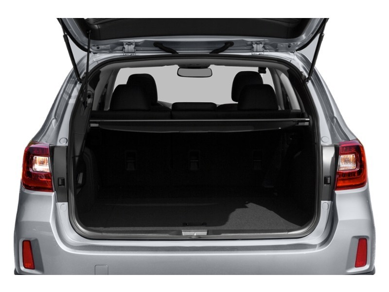2016 Subaru Outback 2.5i Limited Package (CVT) Exterior Shot 4