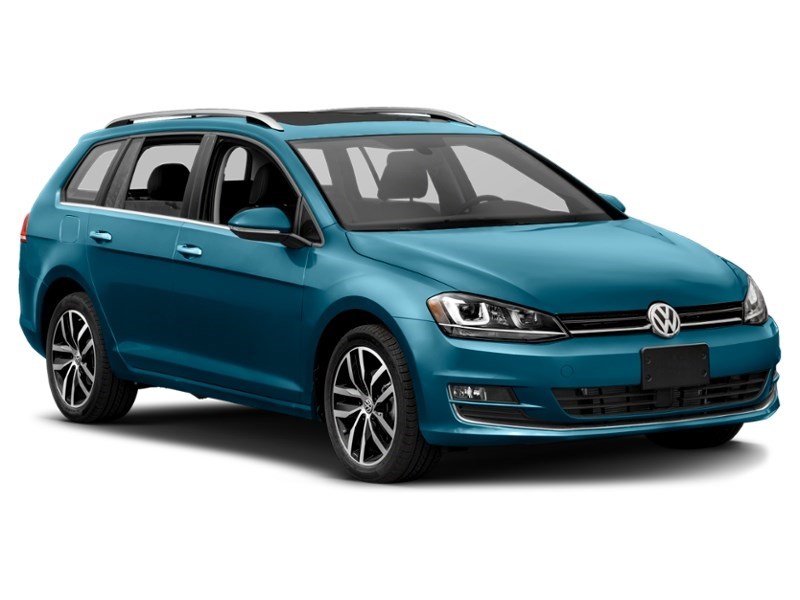 2016 Volkswagen Golf Sportwagon 1.8 TSI Trendline (M5) Exterior Shot 9