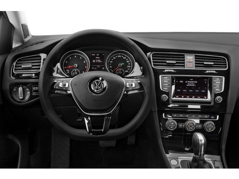 2016 Volkswagen Golf Sportwagon 1.8 TSI Trendline (M5) Interior Shot 3