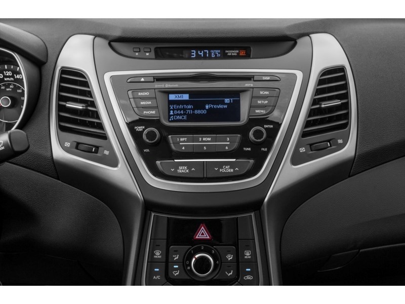 2015 Hyundai Elantra L (M6) Interior Shot 2