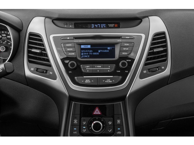 2016 Hyundai Elantra GL (A6) Interior Shot 2